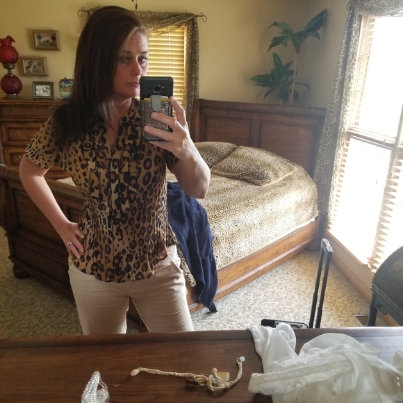 Leopard Blouse - Picture 4 of 4